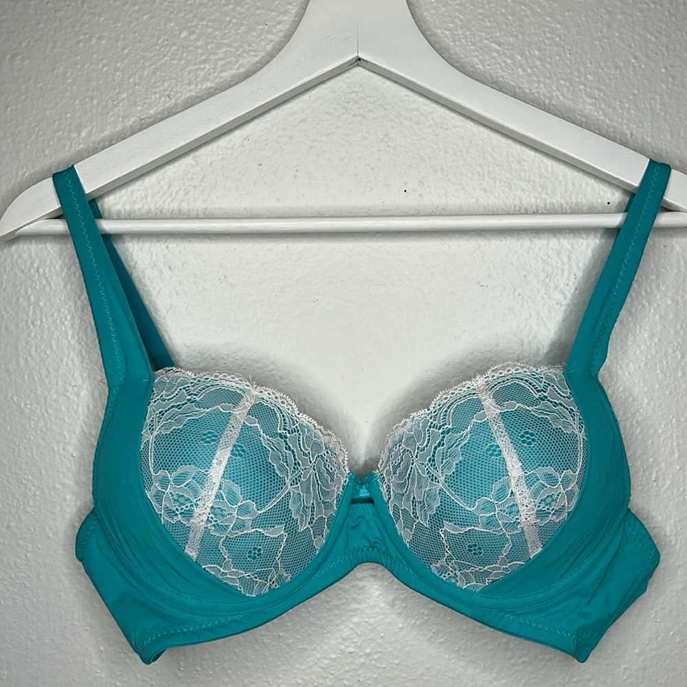 Gorgeous Felina Turquoise lace cutout push-up bra
